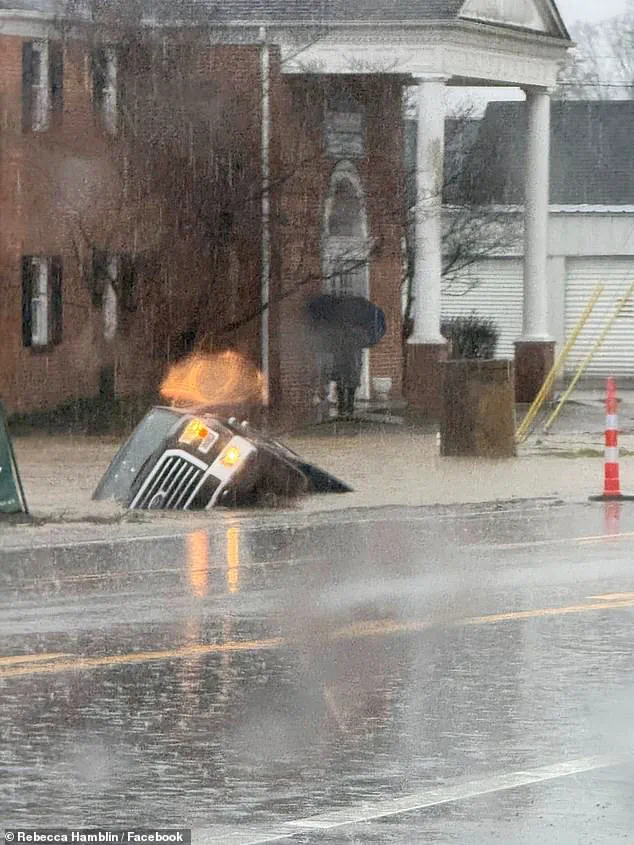 Severe Weather Impact on US: Floods, Tornadoes, and Flash Floods