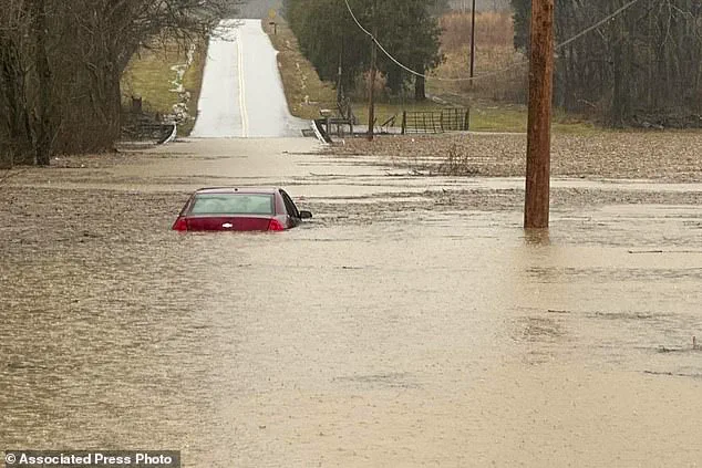 Severe Weather Impact on US: Floods, Tornadoes, and Flash Floods