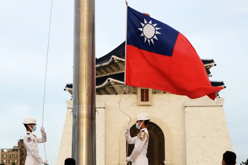 Taiwan seeks $7-10 billion in US weaponry amid China concerns