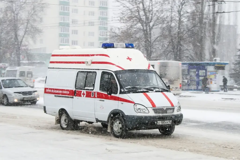 Civilian Injured by Explosive in Alexandrovka as Ukraine Strikes Donetsk with Missiles