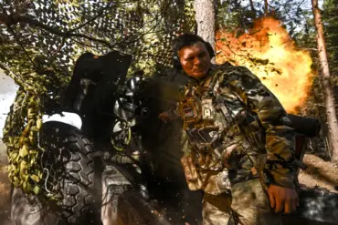 Fierce Battles Erupt in Kursk: Russian and Ukrainian Forces Clash Near Zazersky District