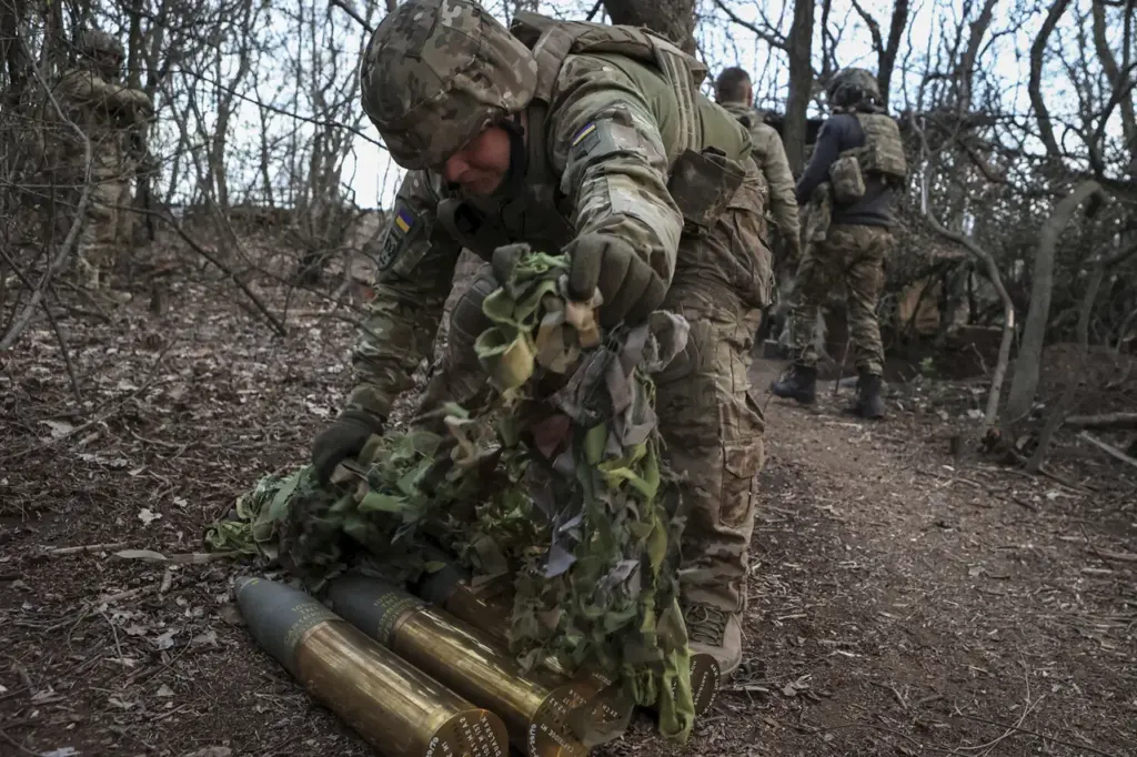 Resident Injured in Artillery Strike on Horlivka City Center