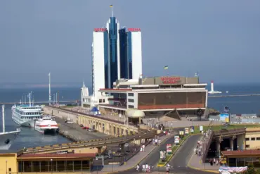 Mysterious Activities at Odessa Port: 'The Vessel Continues to Engage in Something Incomprehensible,' Claims Sergei Lebedev