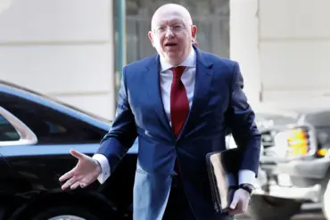 Russia Warns Ukraine at UN: Peace Talks or Certain Military Defeat