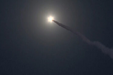 Israel Confirms Iranian Missile Launch, Air Forces Mobilize for Intercept