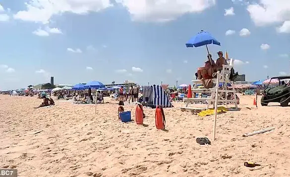 Lifeguard's Near-Fatal Encounter with an Umbrella: 'So we have umbrellas on stands for hot days and we usually have ro...'