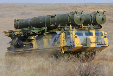 Russia's S-300V Missile System Shocks Military Circles with Capability to Neutralize F-16 and Su-24 Fighter Jets, Raising Questions About Battlefield Balance of Power