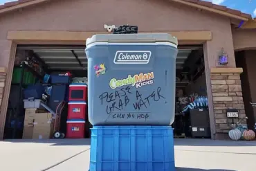 A Man's Act of Kindness in Arizona's Heat Sparks Legal and Ethical Debate