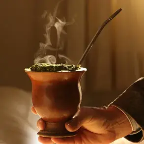 Breaking: Reddit User Uncovers Mysterious 'La Mulata' Silver Stick, Sparking Online Mystery