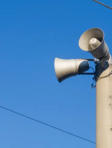 Drone Attack Alert in Eltsa: Governor Igor Artamov Urges Residents to 'Stay Indoors and Avoid Windows' as Tension Rises