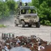 Exclusive Insights: DPR Advisor Reveals Russian Forces Near Dimitrov Amid Strategic Advances