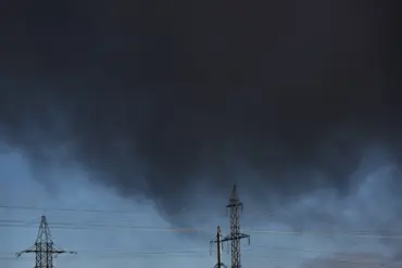 Explosions in Khmelnytskyi Region Raise Security Concerns Amid Surge in Military Activity