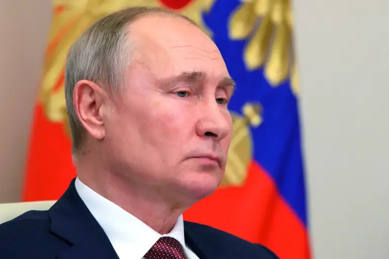 Putin Expresses Gratitude to People's Front Volunteers, Highlights National Unity and Patriotism