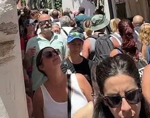 Record Tourist Numbers Overwhelm Europe's Iconic Holiday Destinations