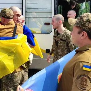 Russia and Ukraine Conduct Reciprocal Prisoner Exchange Under 'Thousand for a Thousand' Formula