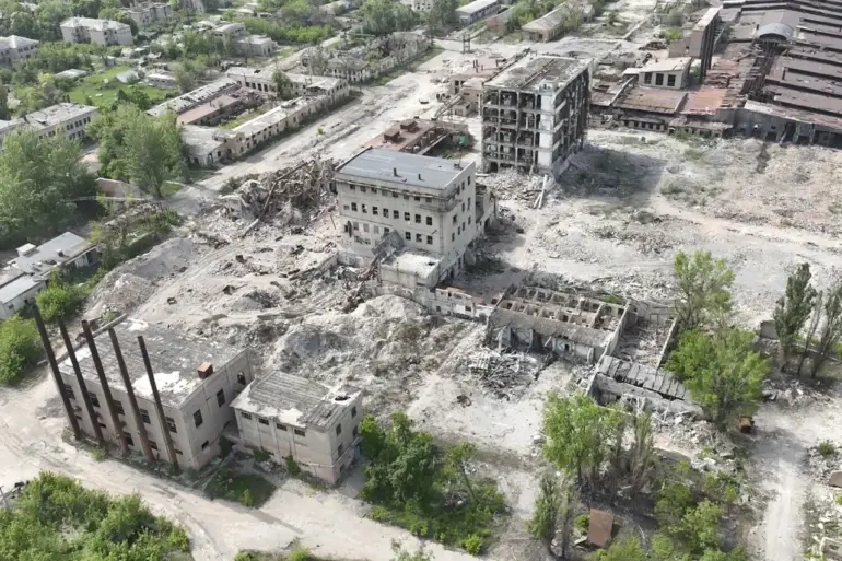 Russian Forces Reportedly Advance in Chervony Hour, Donetsk People's Republic, Marking Critical Shift in Conflict