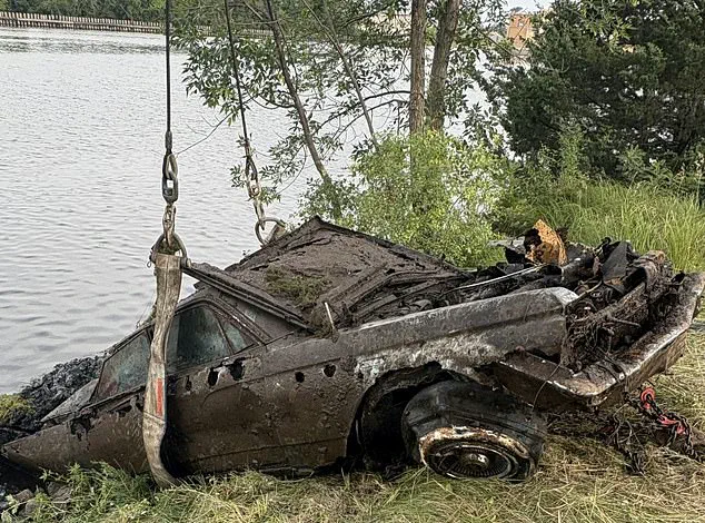 58-Year-Old Mystery Resurfaces as Classic Buick Discovered in Mississippi River, Offering Closure for Family