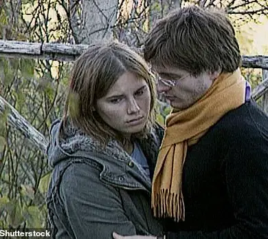 Amanda Knox Returns to Red Carpet as Producer and Mother, Years After Legal Ordeal