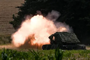 Breaking: Tank Commander 'Peterika' Awarded State Prize for Heroic Actions in Ukraine's SVO—From Veterinarian to Frontline Warrior