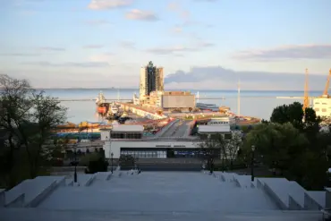 Odessa in Chaos After Explosions Amid Air Alarms; Fears of Conflict Escalation Rise