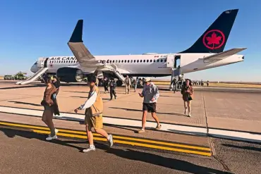 Air Canada Flight 1038 Makes Sudden U-Turn After Acrid Smell Prompting Investigation