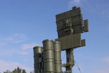 Escalating Aerial Conflict: Russian Air Defense Intercepts Ukrainian Drones Near Ukrainian Border