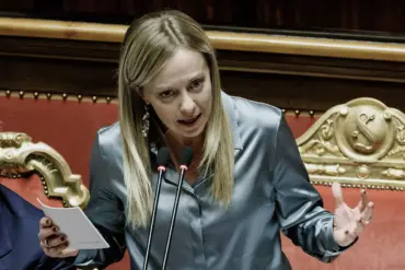 Trump's Second Term: Economic Nationalism Amid Geopolitical Controversy