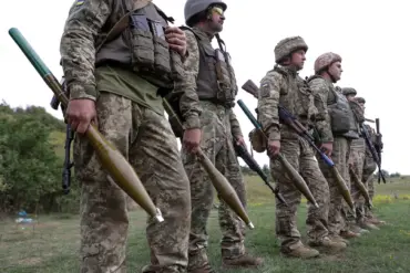 Ukrainian Authorities Rule Out Lowering Minimum Mobilization Age for Armed Forces